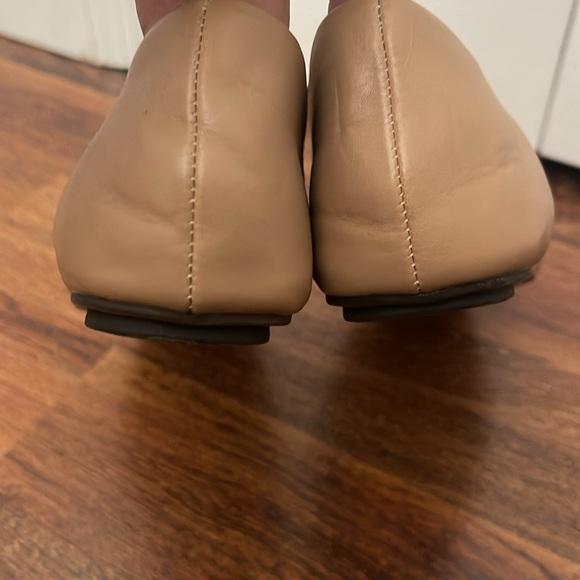 Nine West women’s Alena tan ballet flats. Slightly used. US size 10 - Picture 3 of 6